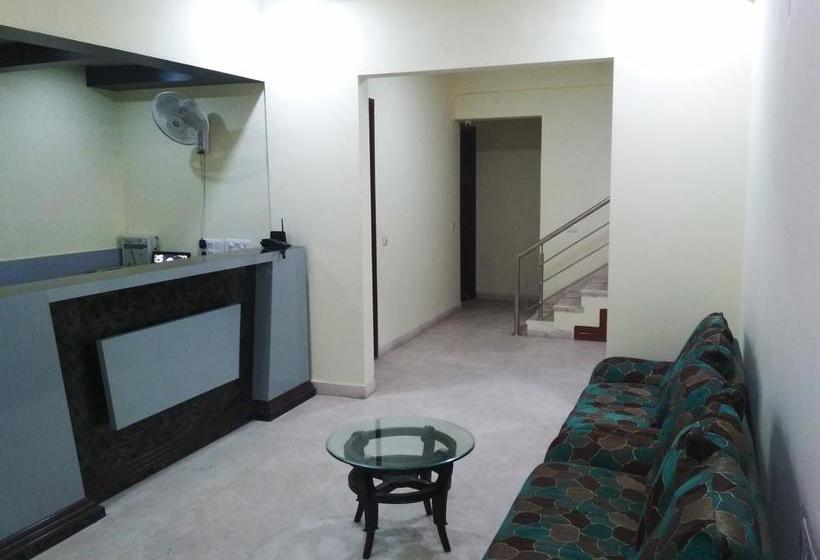 Hotel White Castle Manesar 1