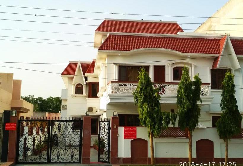 Hotel White Castle Manesar 2