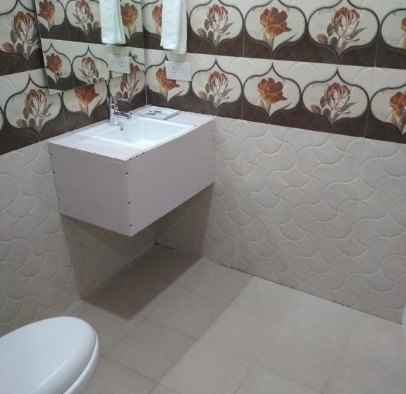 Hotel White Castle Manesar 9