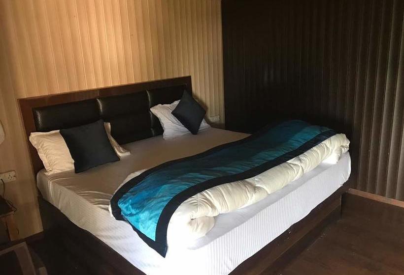 Hotel Snow View Huts 2