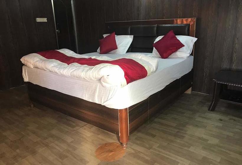 Hotel Snow View Huts 4