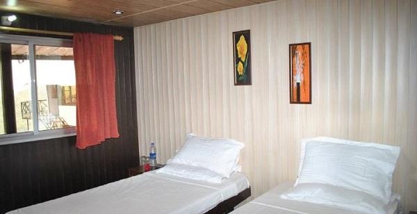 Hotel Snow View Huts 5