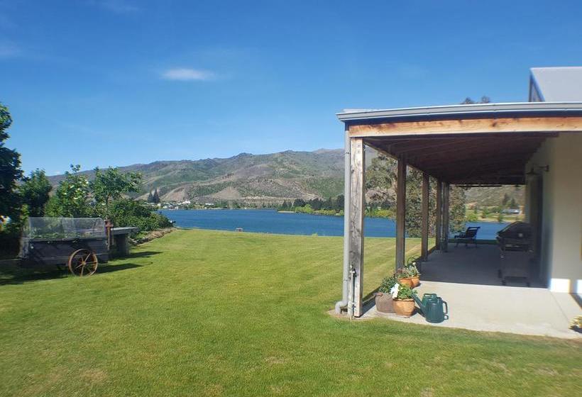 Bed and Breakfast Cromwell Lakeside B N B