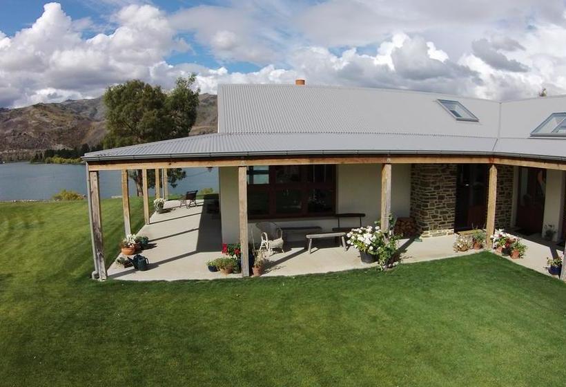 Bed and Breakfast Cromwell Lakeside B N B 11