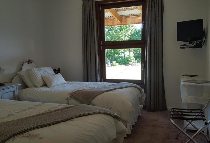 Bed and Breakfast Cromwell Lakeside B N B 15