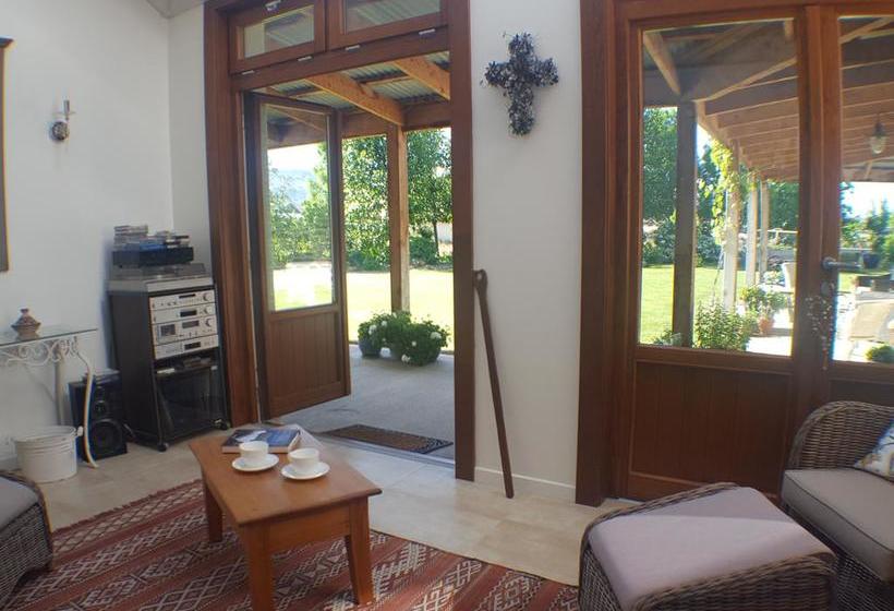 Bed and Breakfast Cromwell Lakeside B N B 17