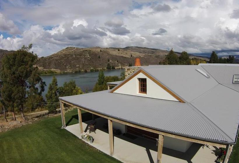 Bed and Breakfast Cromwell Lakeside B N B 3