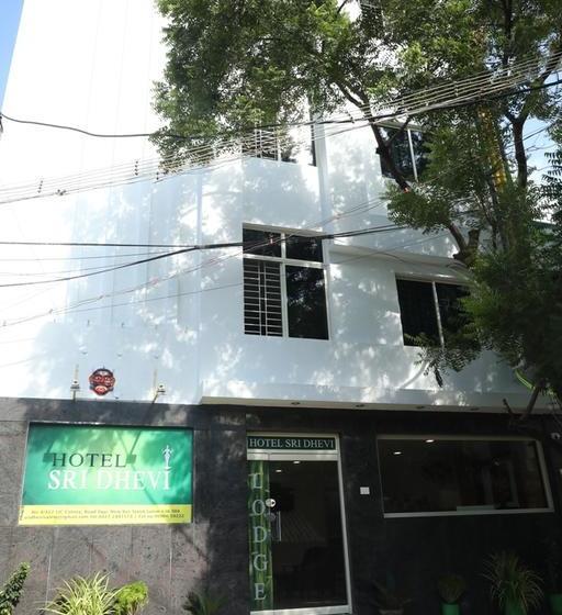 Hotel Sri Dhevi 8