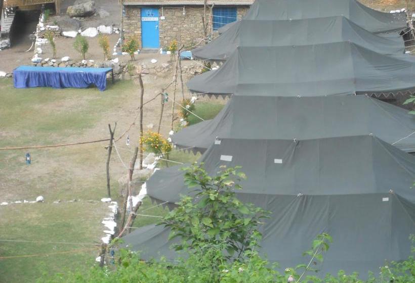 Hostel Camp White World 17