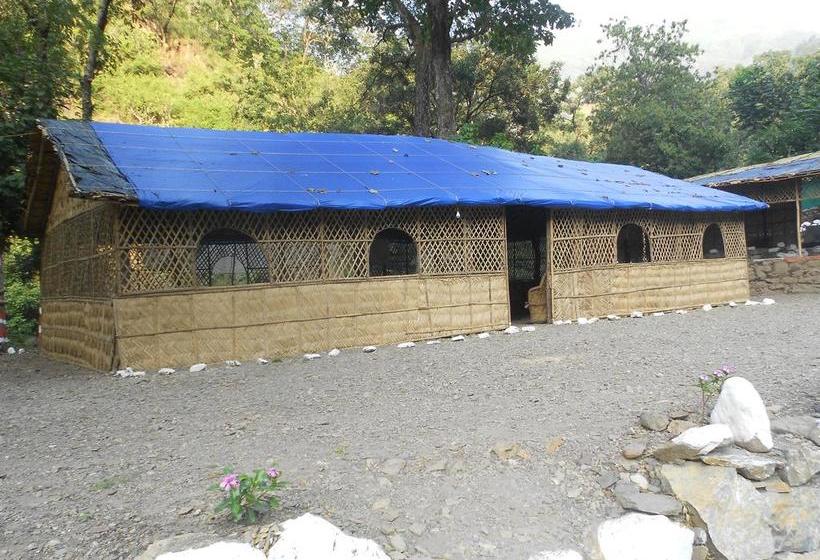 Hostel Camp White World 5