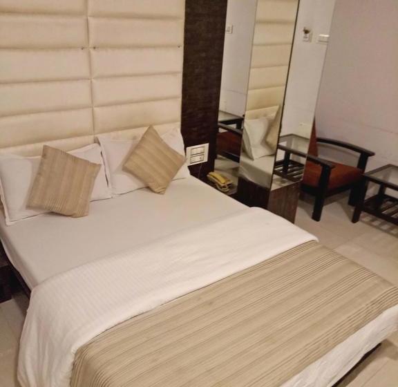 Hotel Navi Mumbai 14