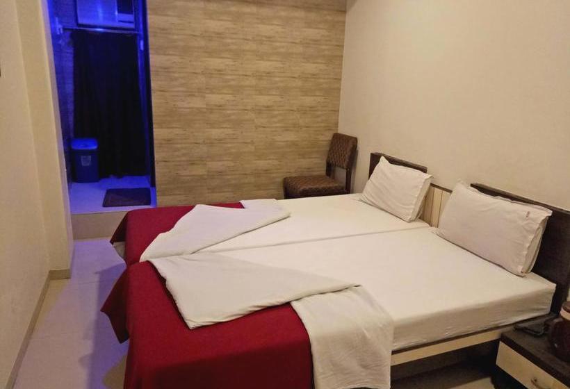 Hotel Navi Mumbai 15