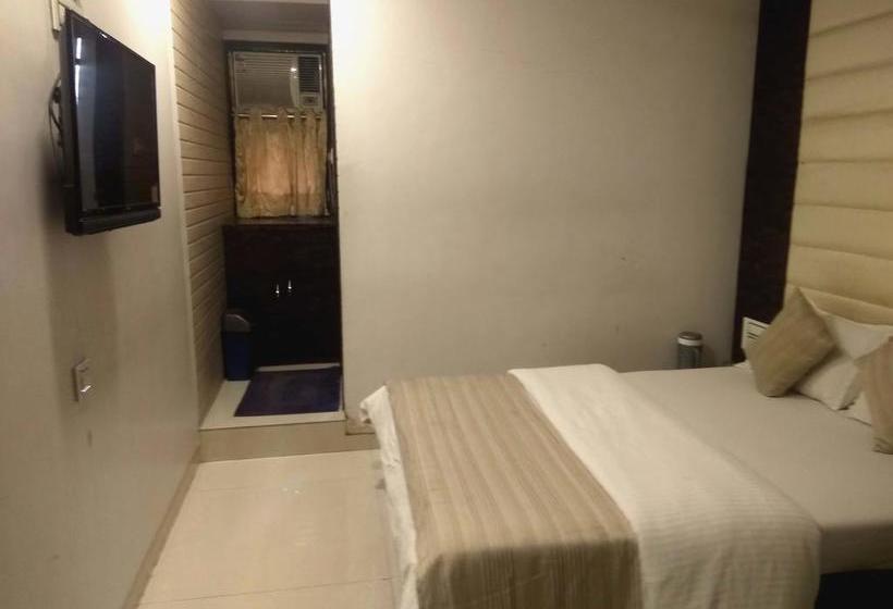 Hotel Navi Mumbai 16