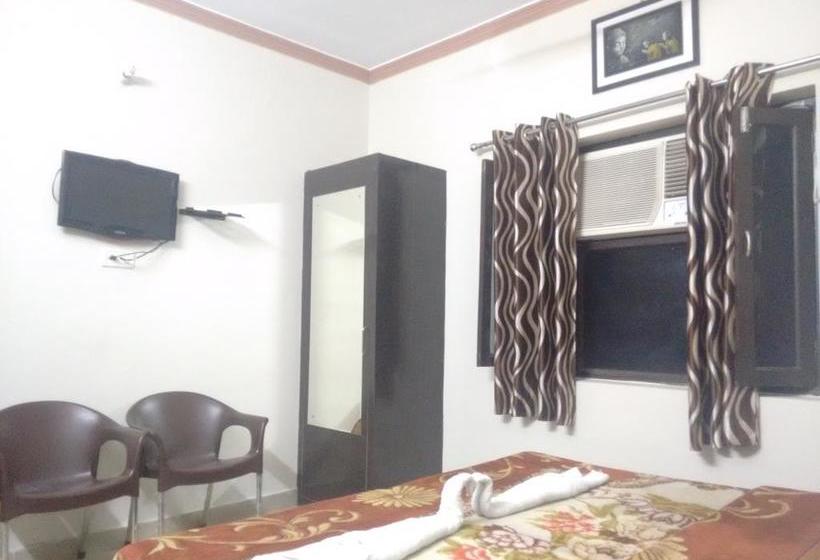 Hotel Madhuban Guest House 8