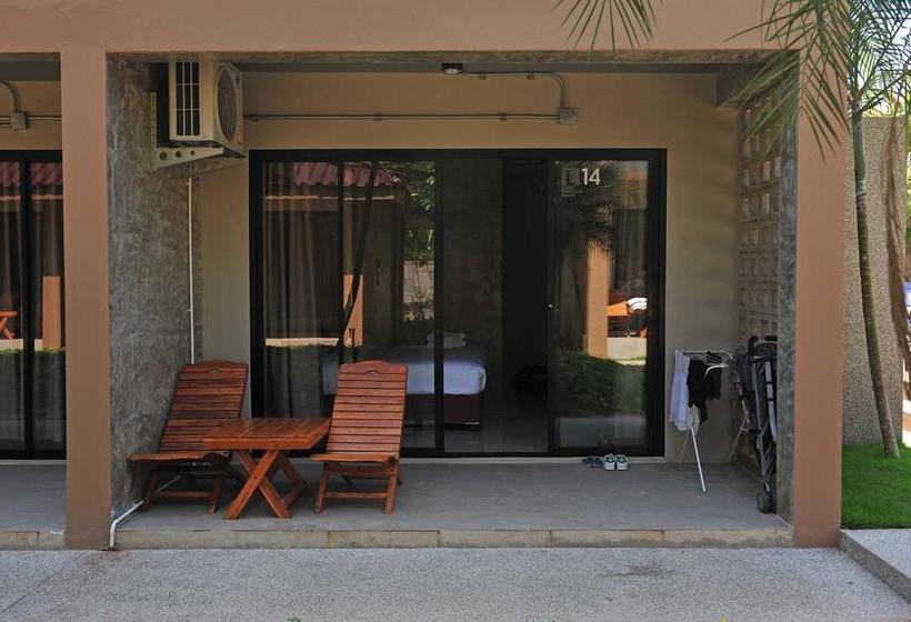 Light Khao Lak Resort 11