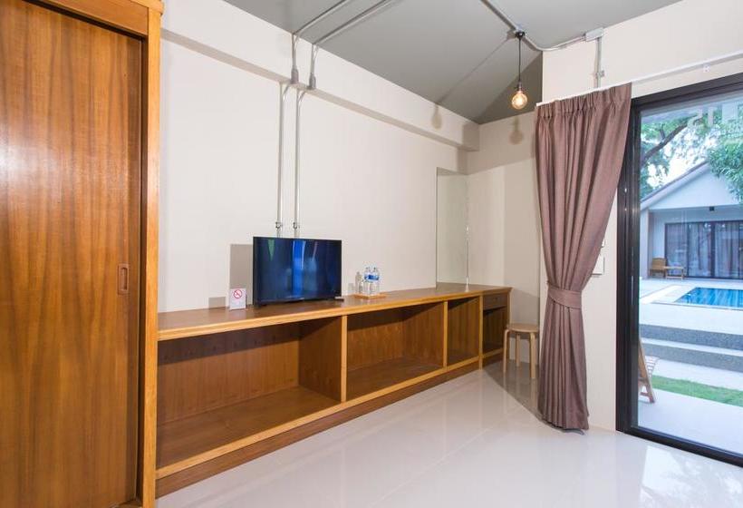 Light Khao Lak Resort 13