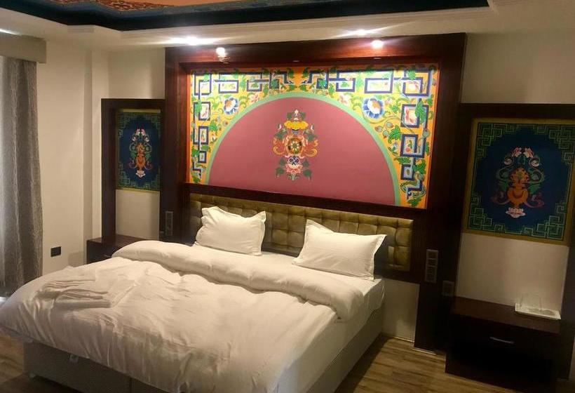 Hotel Shanti Nest 17