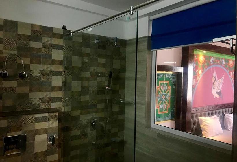 Hotel Shanti Nest 19