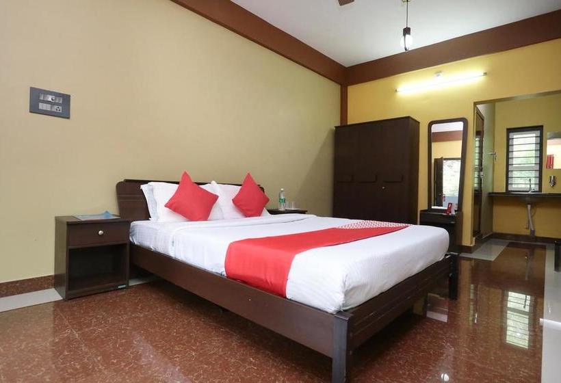 Bonfire Hostels Wayanad 14