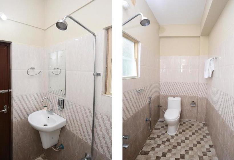 Bonfire Hostels Wayanad 7