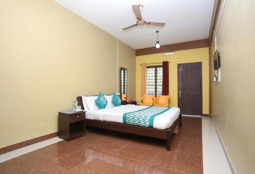 Bonfire Hostels Wayanad 9