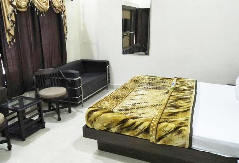 R.s Hotel & Restaurant 1