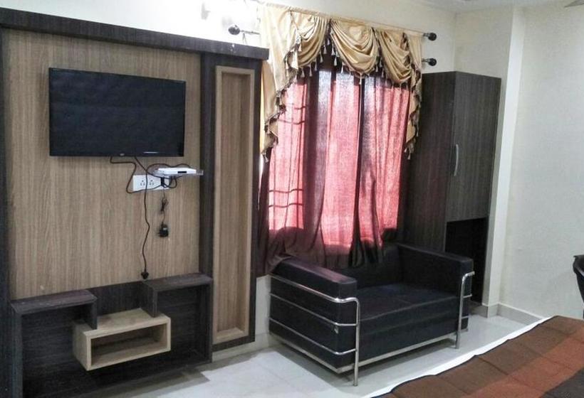 R.s Hotel & Restaurant 5