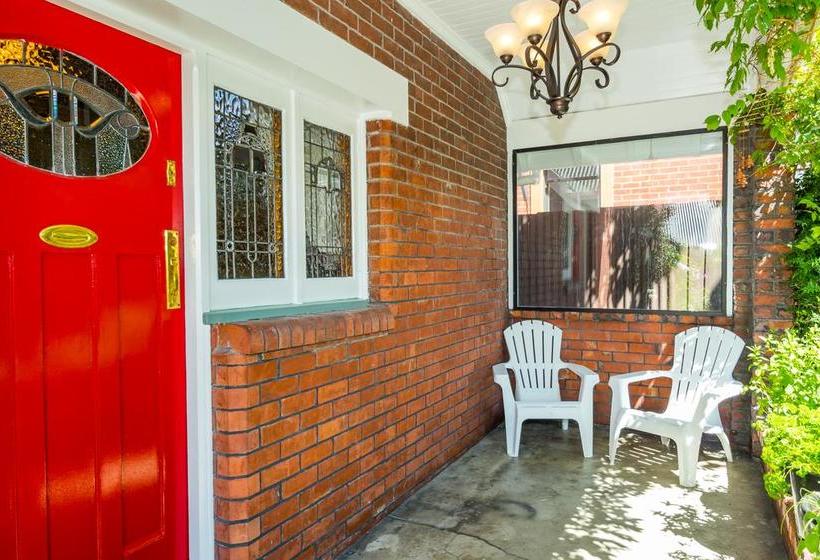 Bed and Breakfast The Sanctuary Timaru 2