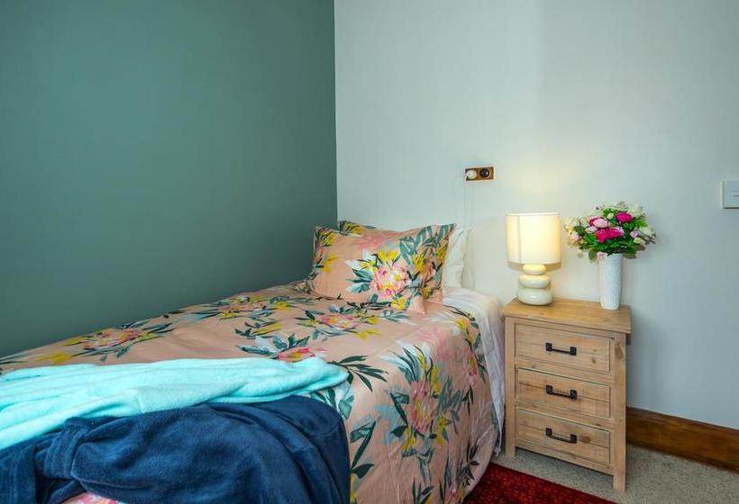 Bed and Breakfast The Sanctuary Timaru 3