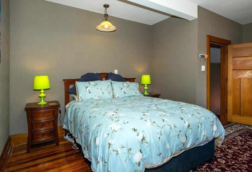 Bed and Breakfast The Sanctuary Timaru 9