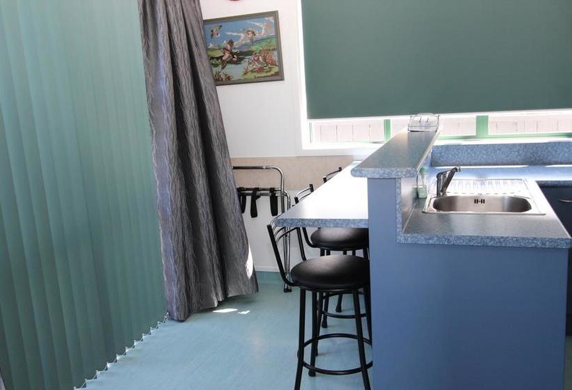 Motel Greenmeadows On Gloucester 17