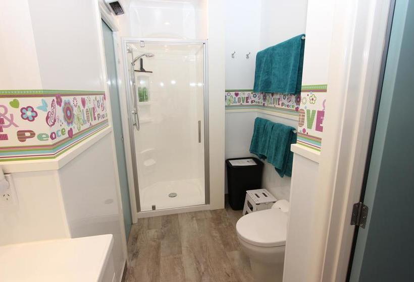 Motel Greenmeadows On Gloucester 8