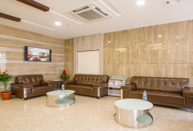 Hotel Oyo 10127 Svm Grand Uppal 1