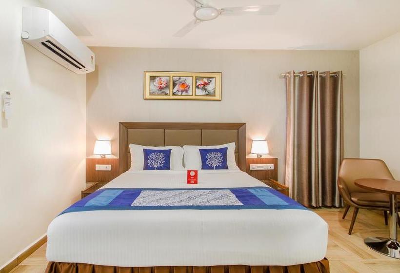 Hotel Oyo 10127 Svm Grand Uppal 10
