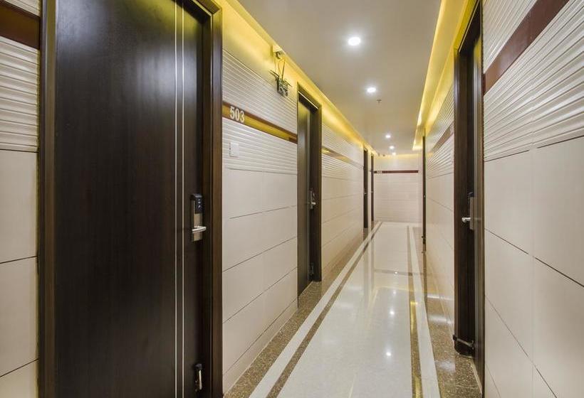 Hotel Oyo 10127 Svm Grand Uppal 15