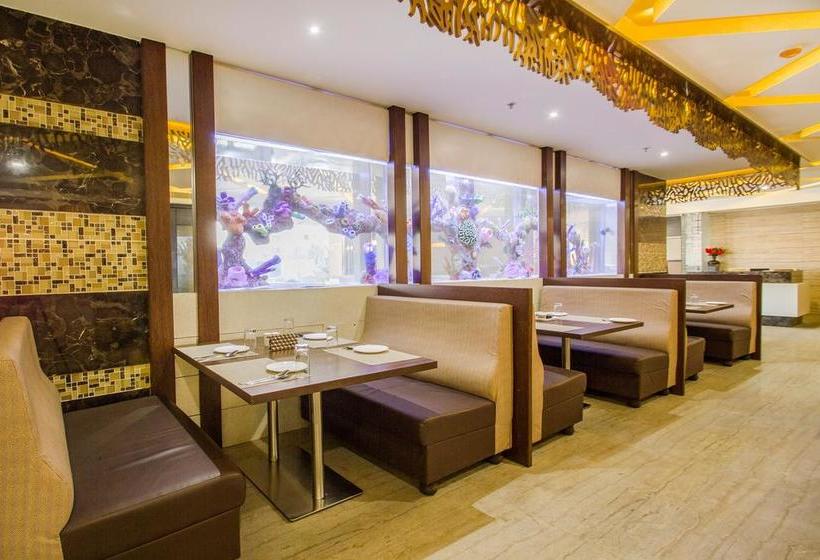 Hotel Oyo 10127 Svm Grand Uppal 6