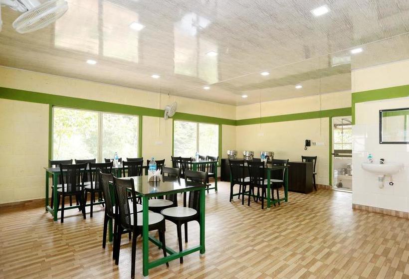 Oyo 10421 La Flora Resorts 10