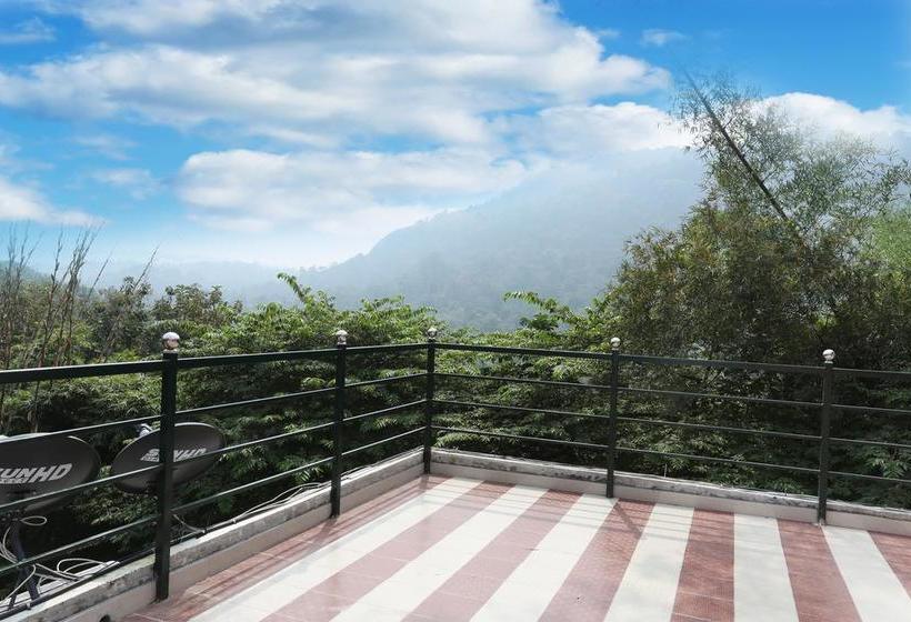 Oyo 10421 La Flora Resorts 15