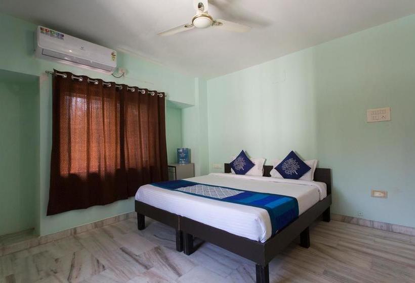 Oyo 10244 Hotel Krishna Inn 9