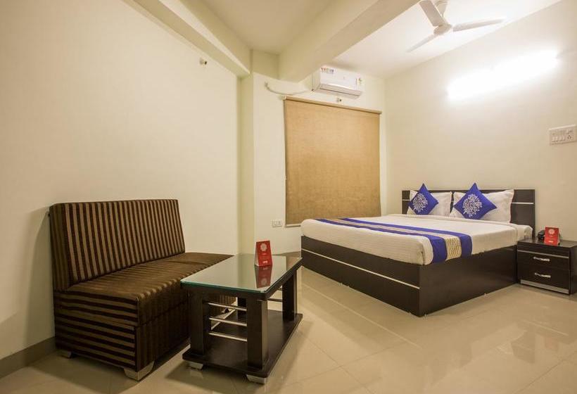 Oyo 10219 Hotel Ten Eleven 11