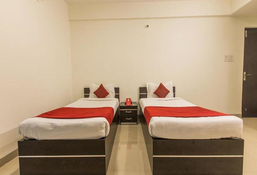 Oyo 10219 Hotel Ten Eleven 5