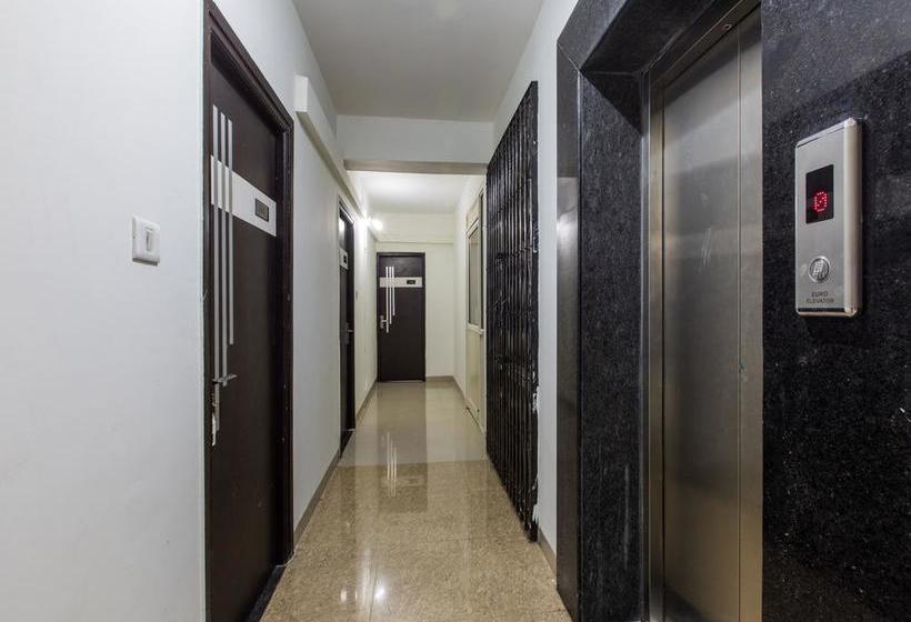 Oyo 10219 Hotel Ten Eleven 7