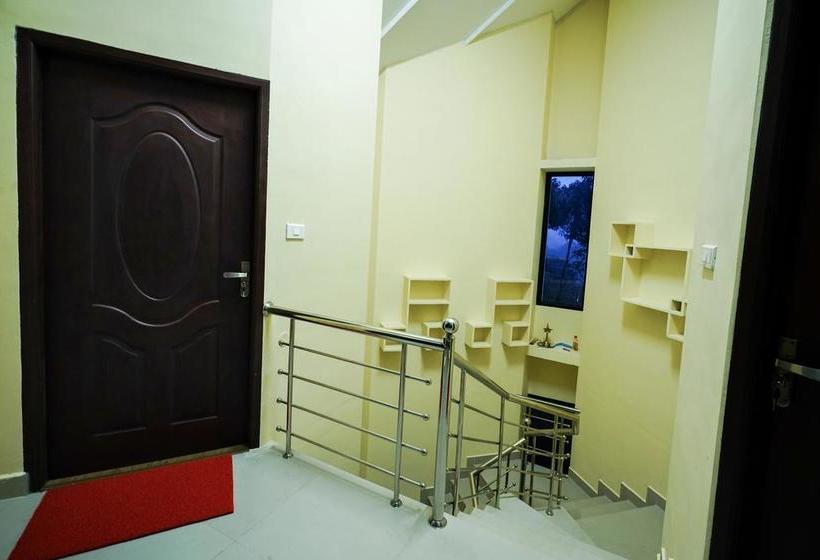 Oyo 10029 Hotel Munnar Breeze 5