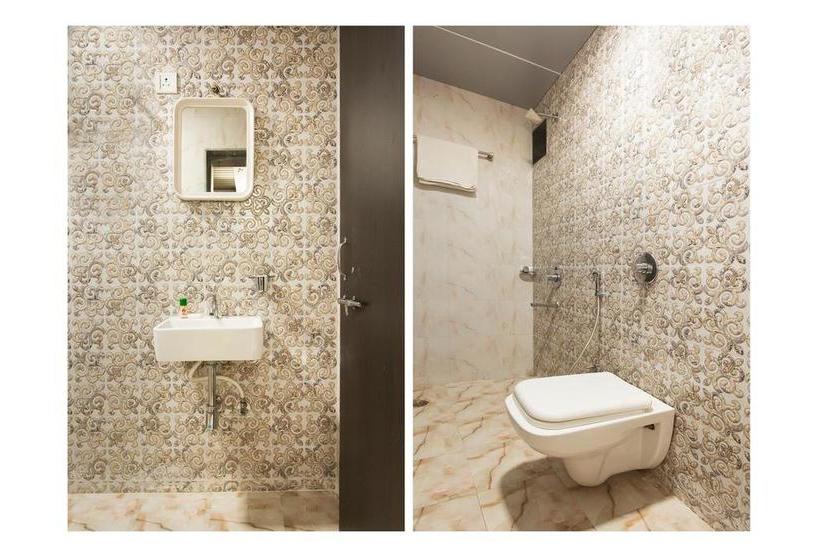 Oyo 10374 Hotel Swapnalok 11