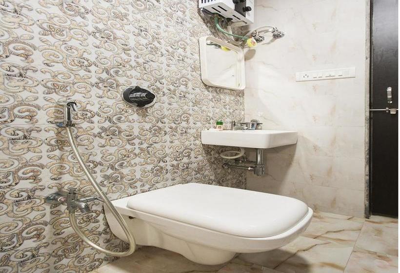 Oyo 10374 Hotel Swapnalok 15