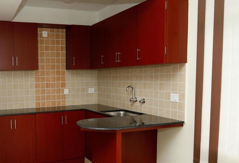 Oyo 10051 Hotel Tyche Stays 11