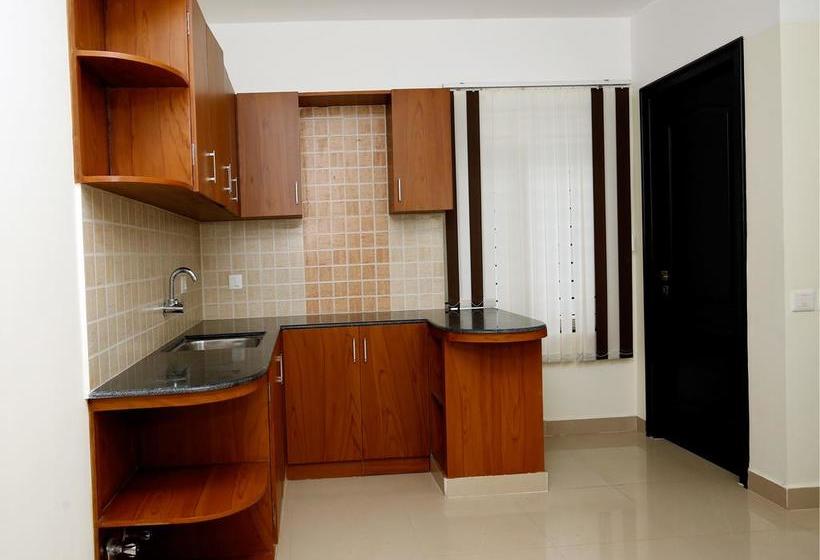 Oyo 10051 Hotel Tyche Stays 13