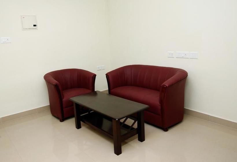 Oyo 10051 Hotel Tyche Stays 5