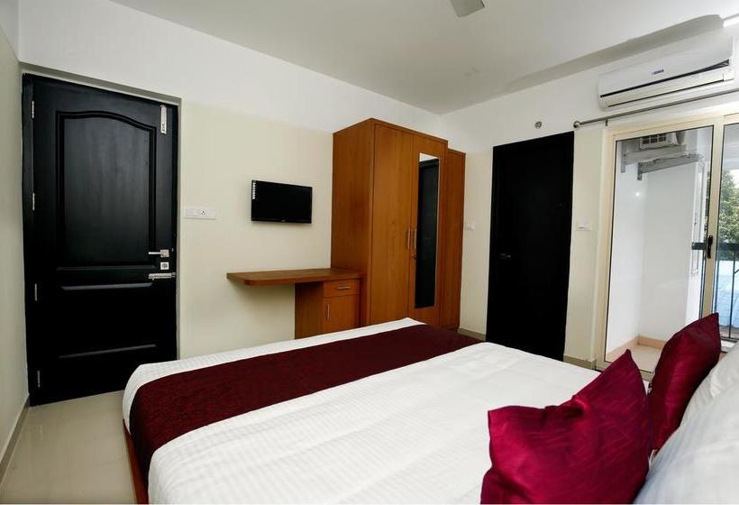 Oyo 10051 Hotel Tyche Stays 7