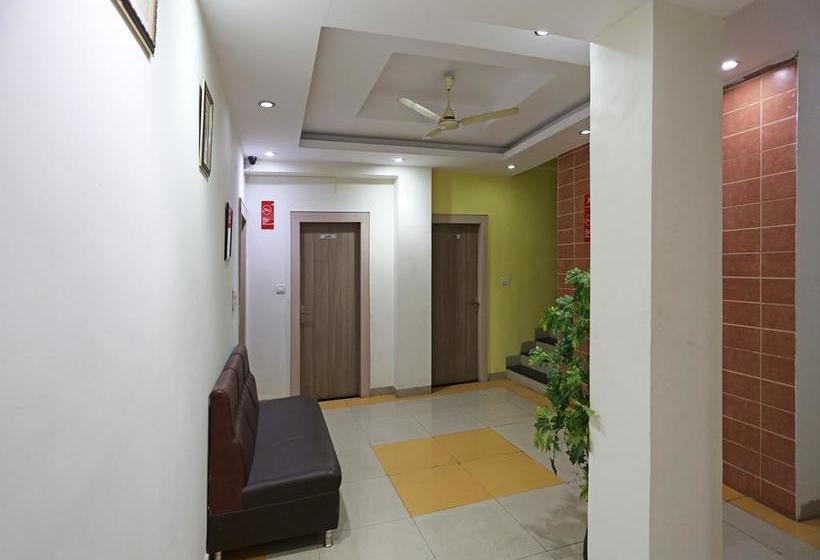 Oyo 3075 Hotel Rk Residency 13